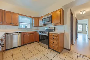 8503 W Berwyn Ave, Chicago, IL 60656 - Photo 9