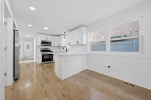 9061 S Parnell Ave, Chicago, IL 60620 - Photo 9