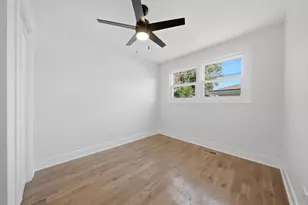9061 S Parnell Ave, Chicago, IL 60620 - Photo 15