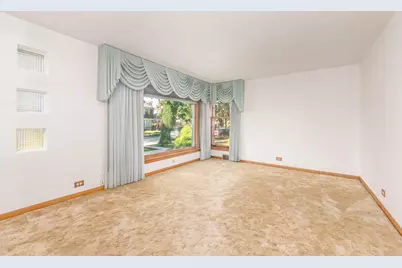 6519 N Oliphant Avenue, Chicago, IL 60631 - Photo 3