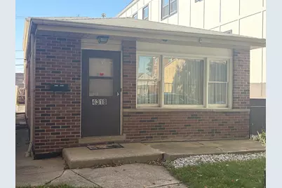 4318 S Emerald Avenue, Chicago, IL 60609 - Photo 1