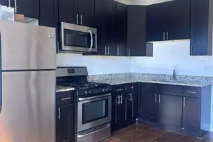5107 W Montrose Ave, Chicago, IL 60630 - Photo 3
