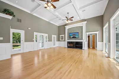 47W975 Lenschow Road, Hampshire, IL 60140 - Photo 7