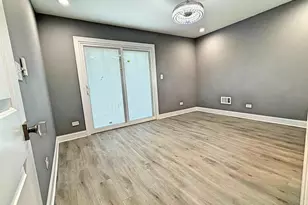 7335 S Greenwood Ave, Chicago, IL 60619 - Photo 15