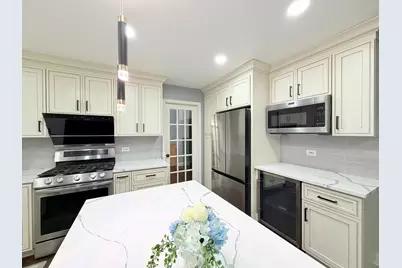 2219 Haider Avenue, Naperville, IL 60564 - Photo 11