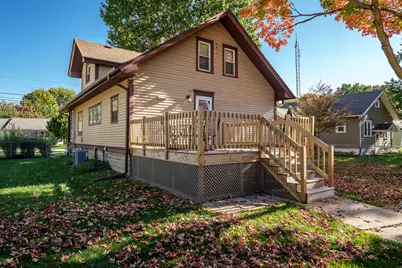 223 W Marshall Street, Belvidere, IL 61008 - Photo 3