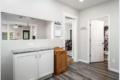 223 W Marshall Street, Belvidere, IL 61008 - Photo 27