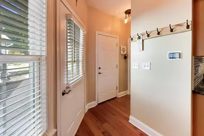 1146 Regency Court, Schaumburg, IL 60193 - Photo 3