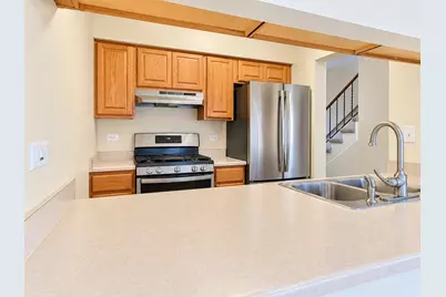 7834 Darien Lake Drive, Darien, IL 60561 - Photo 11
