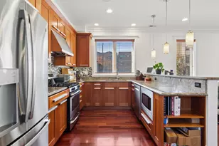 744 W Belmont Ave, Chicago, IL 60657 - Photo 3
