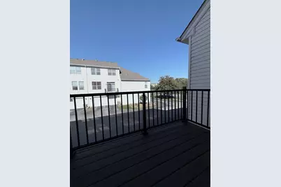 827 Summit Creek Drive, Shorewood, IL 60404 - Photo 11