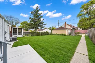 116 163rd St, Calumet City, IL 60409 - Photo 5