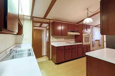 6130 E Deerfield Drive, Coal City, IL 60416 - Photo 9