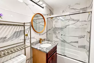 222 W 22nd Pl, Chicago, IL 60616 - Photo 11