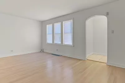 10441 S Vernon Avenue, Chicago, IL 60628 - Photo 5