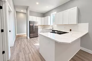 2845 W 36th St, Chicago, IL 60632 - Photo 9