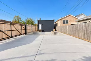 2845 W 36th St, Chicago, IL 60632 - Photo 21