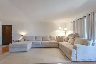7151 177th Pl, Tinley Park, IL 60477 - Photo 5