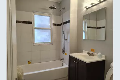 8012 S Rhodes Avenue, Chicago, IL 60619 - Photo 21