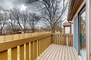 4730 Calvert Dr, Rolling Meadows, IL 60008 - Photo 17