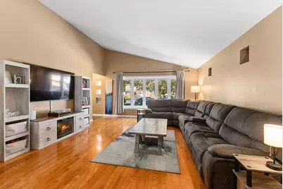 10715 Lavergne Avenue, Oak Lawn, IL 60453 - Photo 5