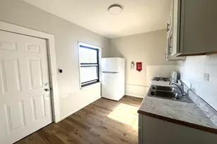 6702 S Wood St, Chicago, IL 60636 - Photo 3