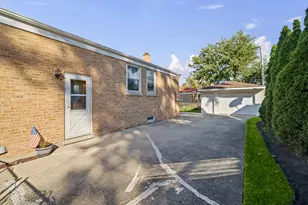 4455 Scott St, Schiller Park, IL 60176 - Photo 23