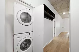 235 W Van Buren St, Chicago, IL 60607 - Photo 15