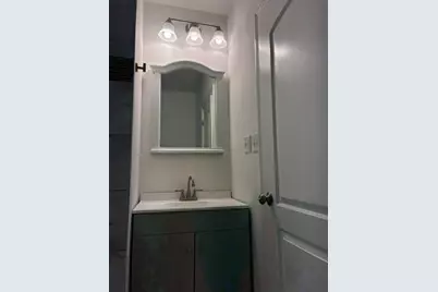 7755 S Calumet Avenue, Chicago, IL 60619 - Photo 13