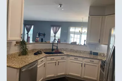 292 S Oak Creek Lane, Romeoville, IL 60446 - Photo 7
