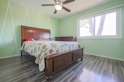 826 Hughes Place, Vernon Hills, IL 60061 - Photo 31