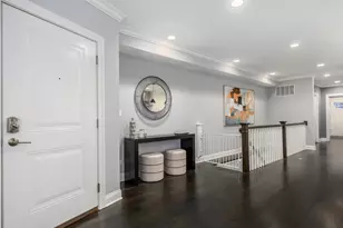 1740 W Catalpa Ave, Chicago, IL 60640 - Photo 17