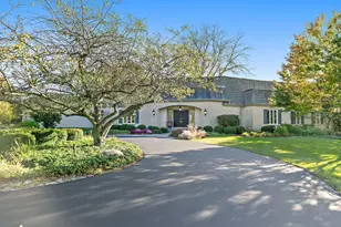 418 W County Line Rd, Barrington Hills, IL 60010 - Photo 1