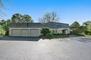 418 W County Line Rd, Barrington Hills, IL 60010 - Photo 3