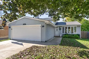 3S626 Wilbur Ave, Warrenville, IL 60555 - Photo 1