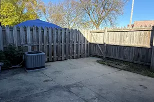 1753 McKool Ave, Streamwood, IL 60107 - Photo 15