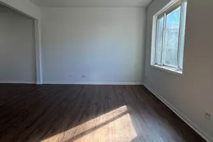 1753 McKool Ave, Streamwood, IL 60107 - Photo 3