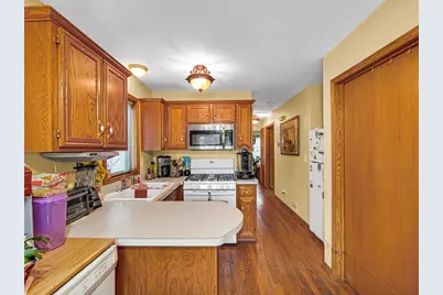 9316 S 54th Avenue, Oak Lawn, IL 60453 - Photo 7