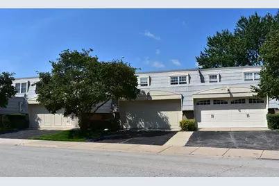 680 Versailles Circle #C, Elk Grove Village, IL 60007 - Photo 1