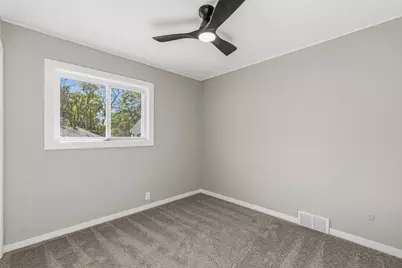 131 Riverside Drive, Montgomery, IL 60538 - Photo 17