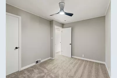 131 Riverside Drive, Montgomery, IL 60538 - Photo 11