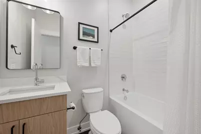 4939 N Damen Avenue #304, Chicago, IL 60625 - Photo 17