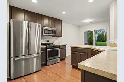 608 Hawley Drive, Oswego, IL 60543 - Photo 5