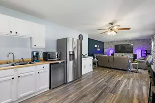 112 McCabe Dr, Streamwood, IL 60107 - Photo 11
