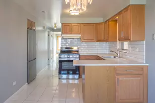 6122 W 55th St, Chicago, IL 60638 - Photo 11