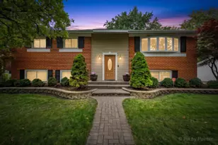 1205 E Patten Dr, Palatine, IL 60074 - Photo 1