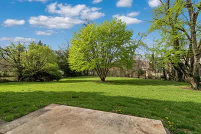 18135 Cherrywood Lane, Homewood, IL 60430 - Photo 3