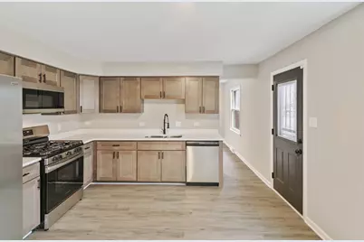 18135 Cherrywood Lane, Homewood, IL 60430 - Photo 9