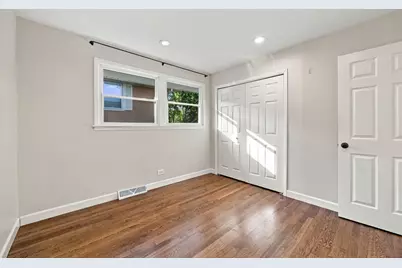 1708 N Mura Lane, Mount Prospect, IL 60056 - Photo 13