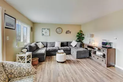 445 S Cleveland Avenue #302, Arlington Heights, IL 60005 - Photo 3